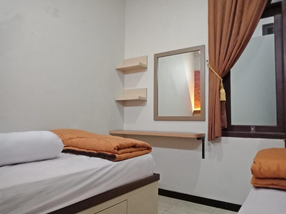 Amaya Guest House Syariah Alastuwo Eksteriør billede